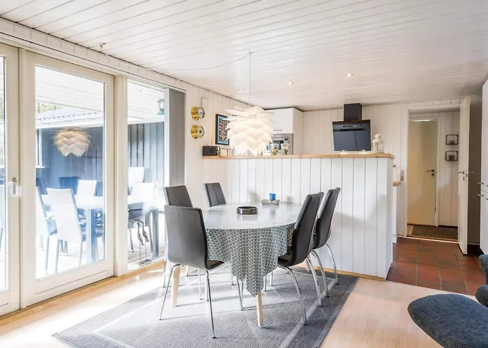 4 Person In Nørre Nebel